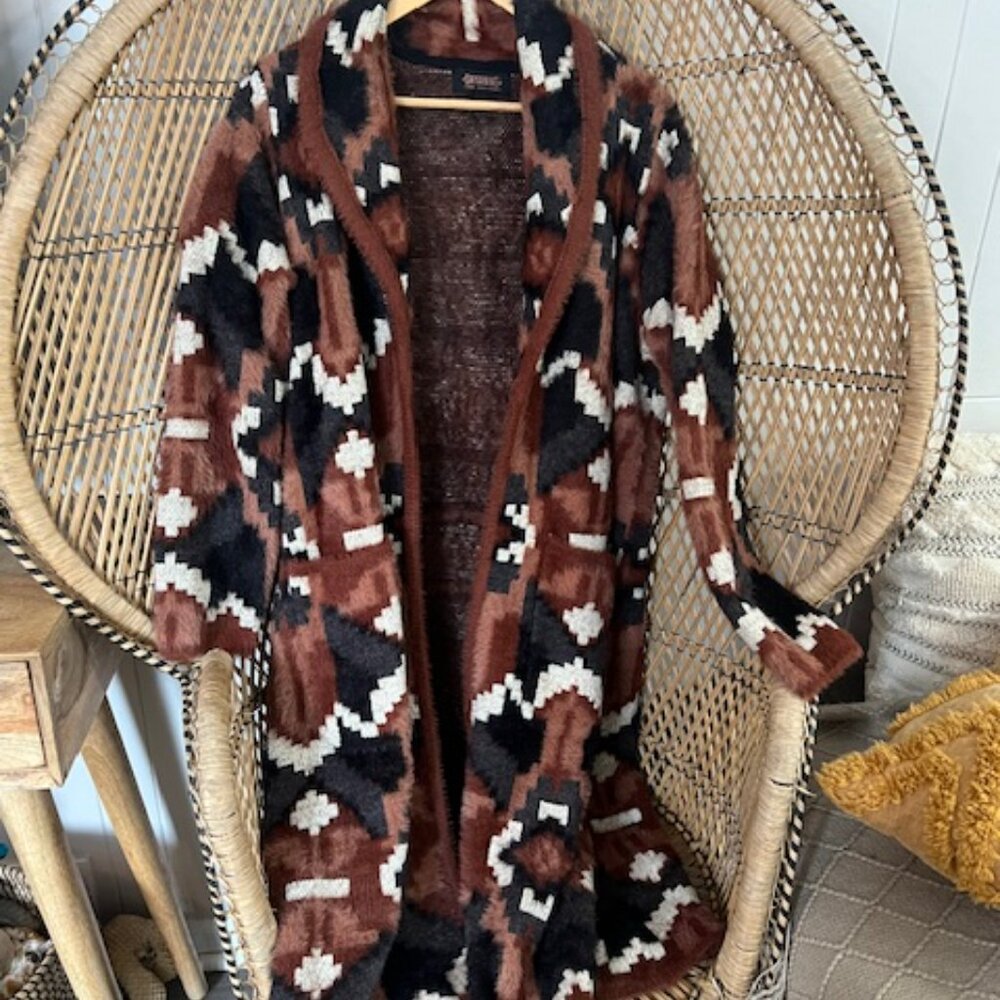 Shyanne Boot Barn Long Cardigan Like New Size Large